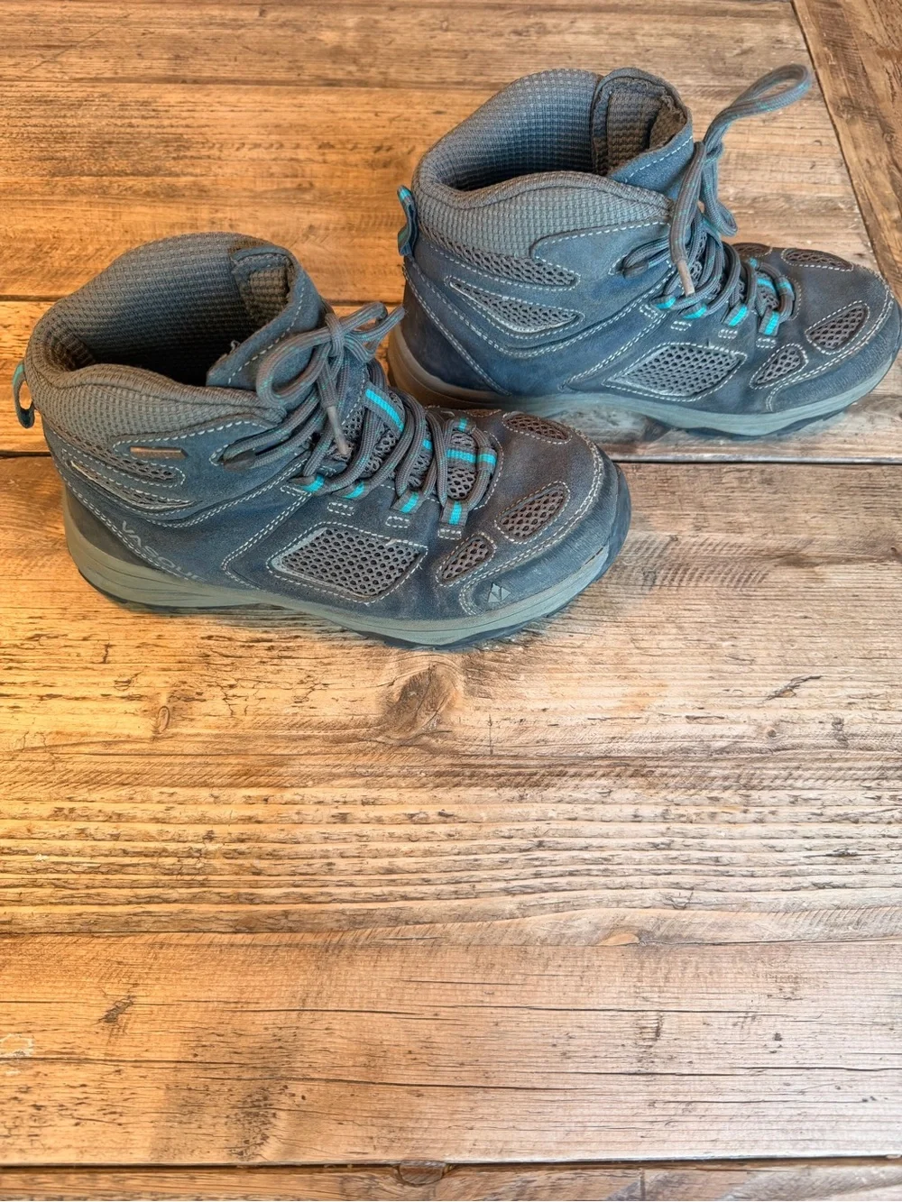 Kids Vasque Gray and Teal Hiking Boots - Youth Size 4